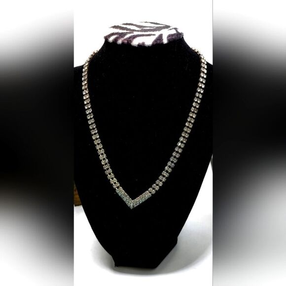 Unbranded Jewelry - "5/$25" Silvertone Aqua and Clear Rhinestone Cocktail Necklace